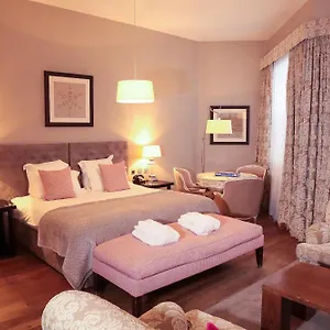 4* Отель Tigerlily